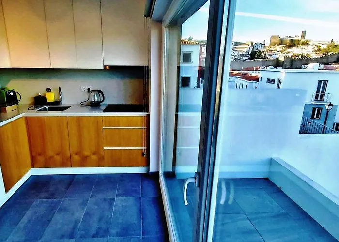 Retiro Do Castelo Semesterbostad